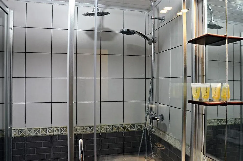 Diana Tower Hotel Beirut 0*,  Lebanon